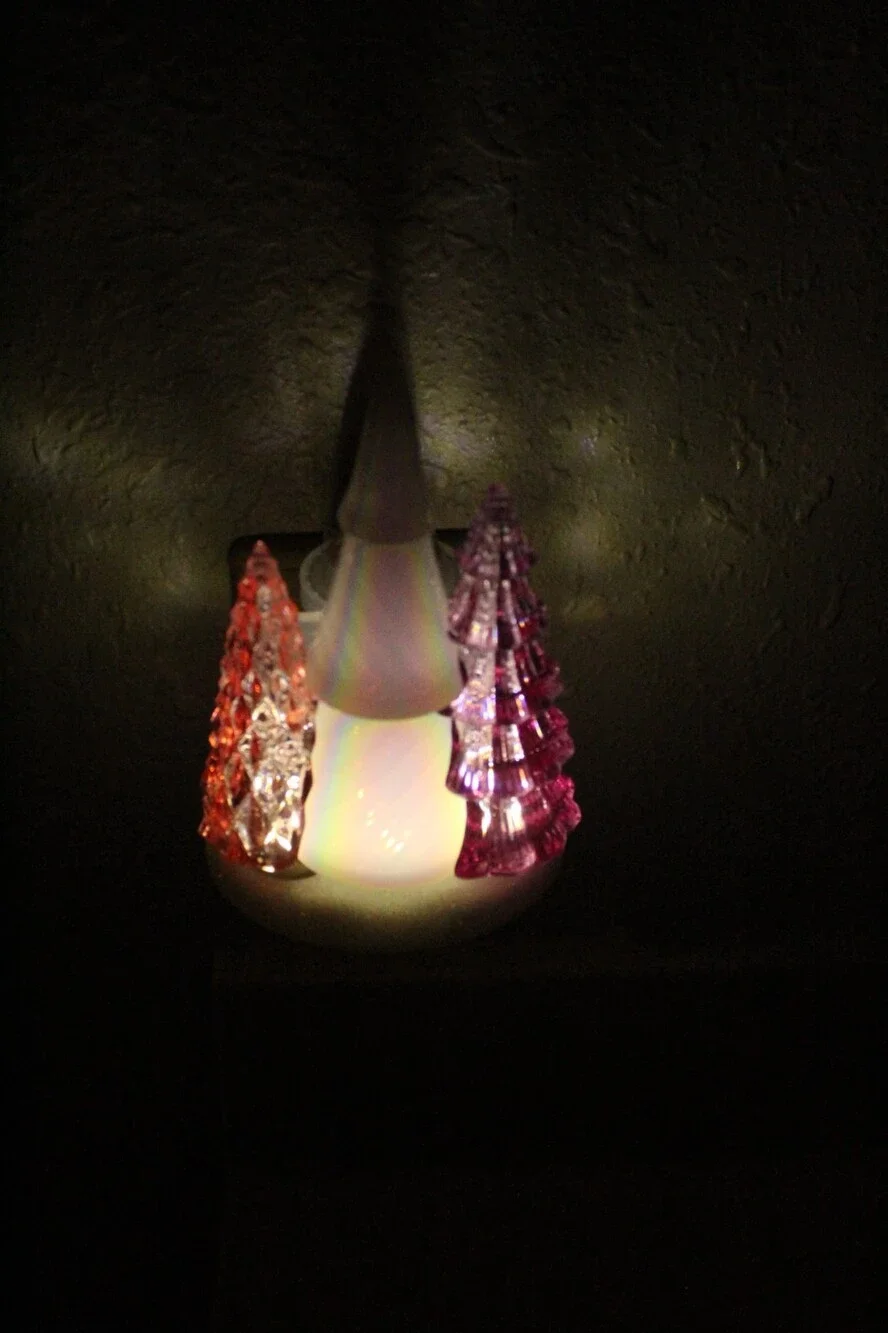 BATH & BODY‎ WORKS White Barn Pink Trees Nightlight Wallflowers Fragrance Plug